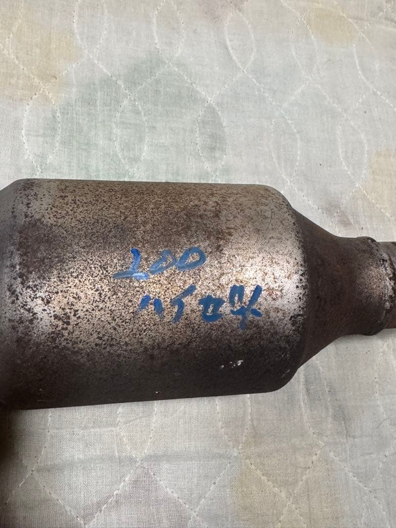 ダイハツ　ハイゼット　200系　触媒