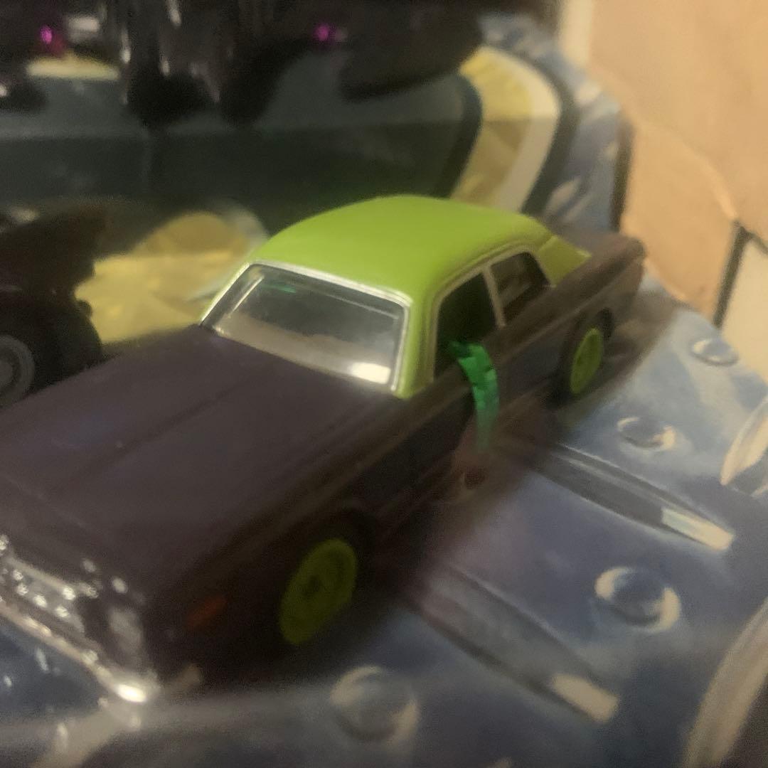 ミニカー BATMAN Hot Wheels y Bandai 1:64 2004