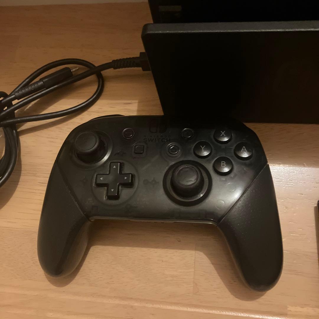 ジャンク品ニンテンドースイッチ　コントローラ付き