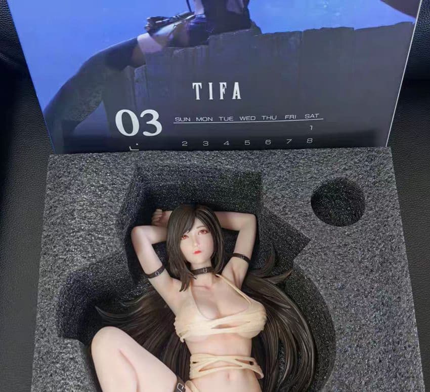 FF7 ファイナルファンタジー7 ティファ·ロックハート PVC フィギュア