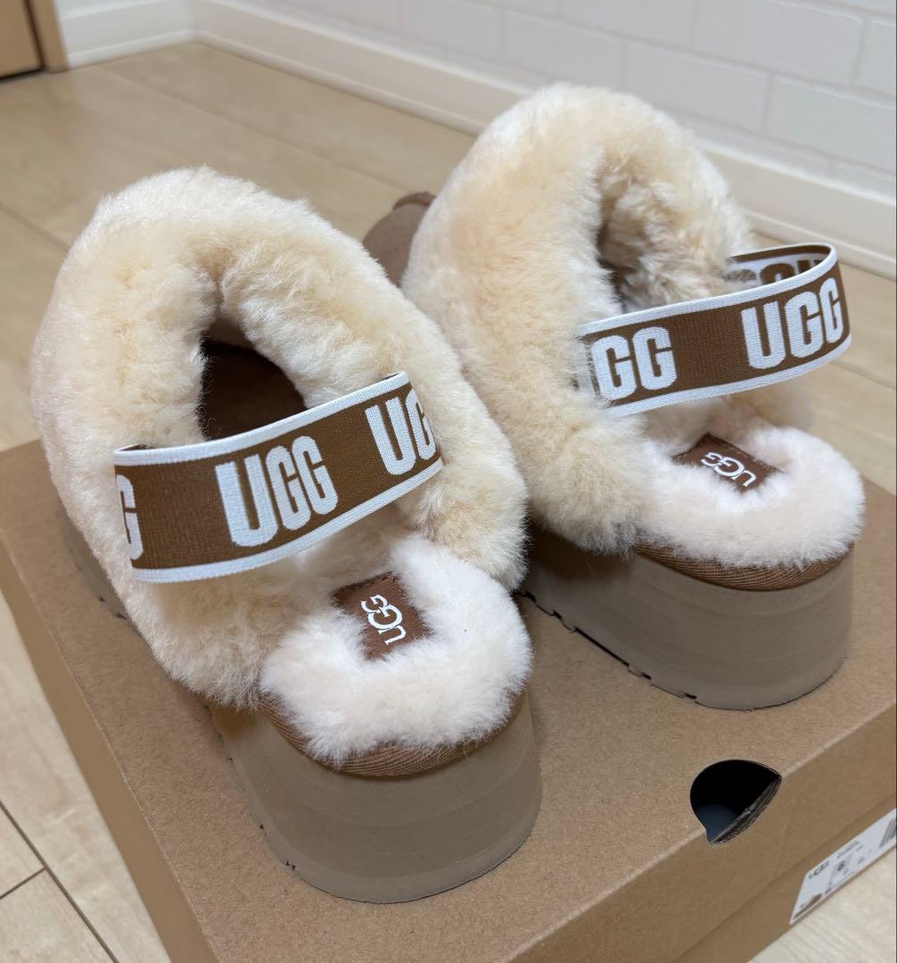【UGG】FUNKETTE ファンケット　23センチ　ストラップ　厚底