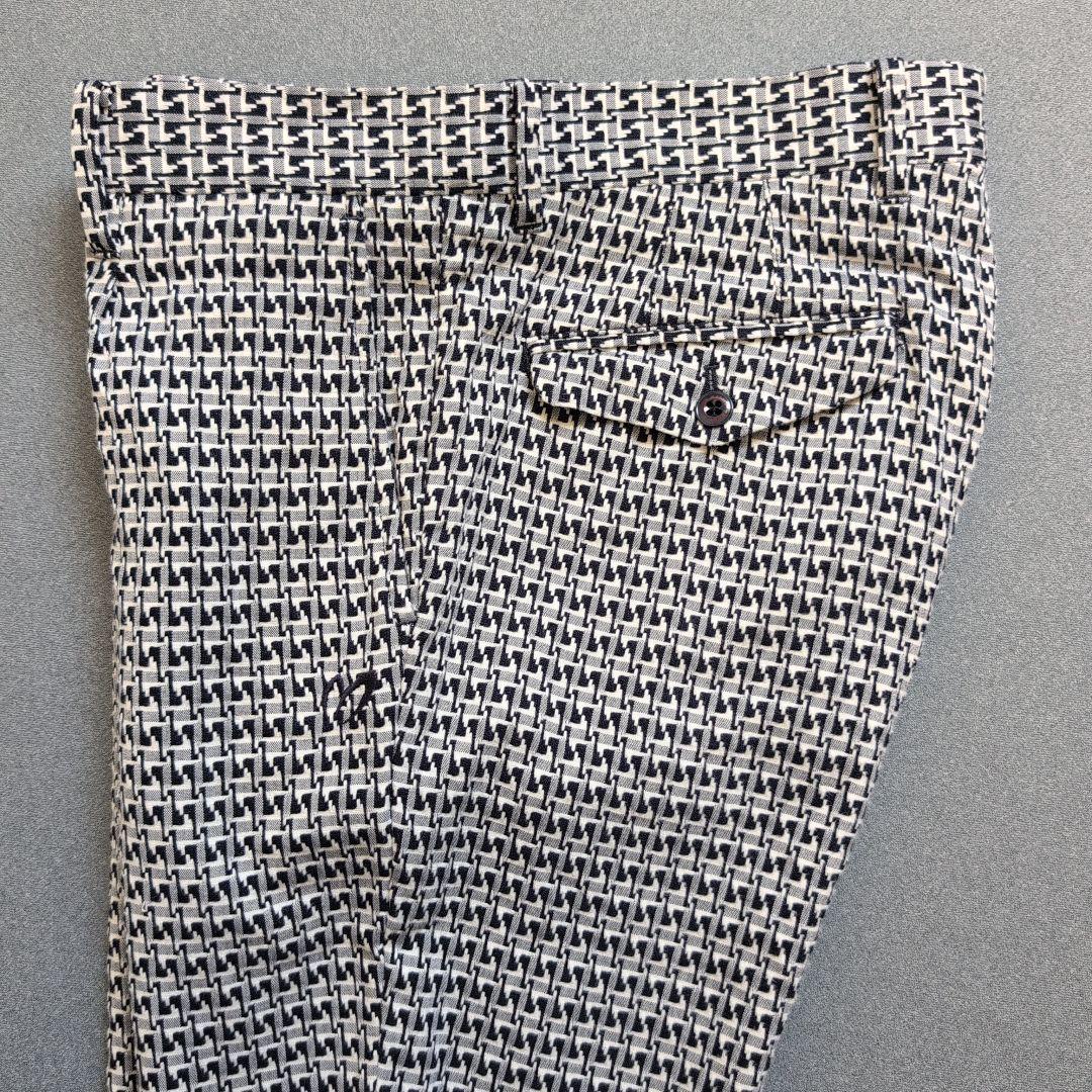 【美品】マスターバニーエディション　刺繍ロゴ　千鳥柄　スラックス　L
