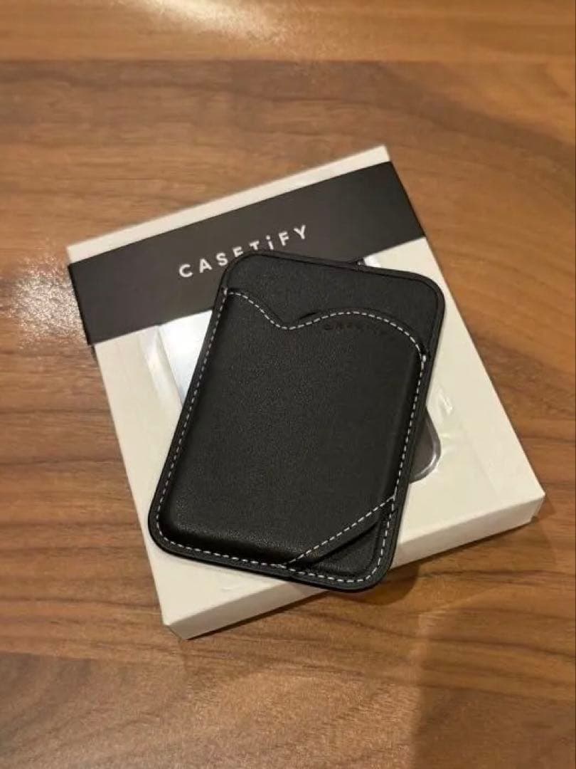 CASETiFY ハートウォレット