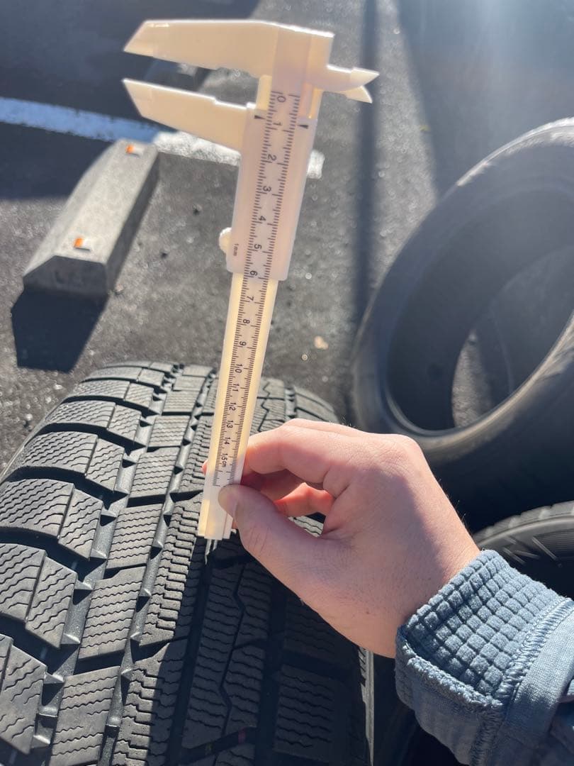 ウィンタートランパスTX 225/60R17 21年製 スタッドレス 4本1/2