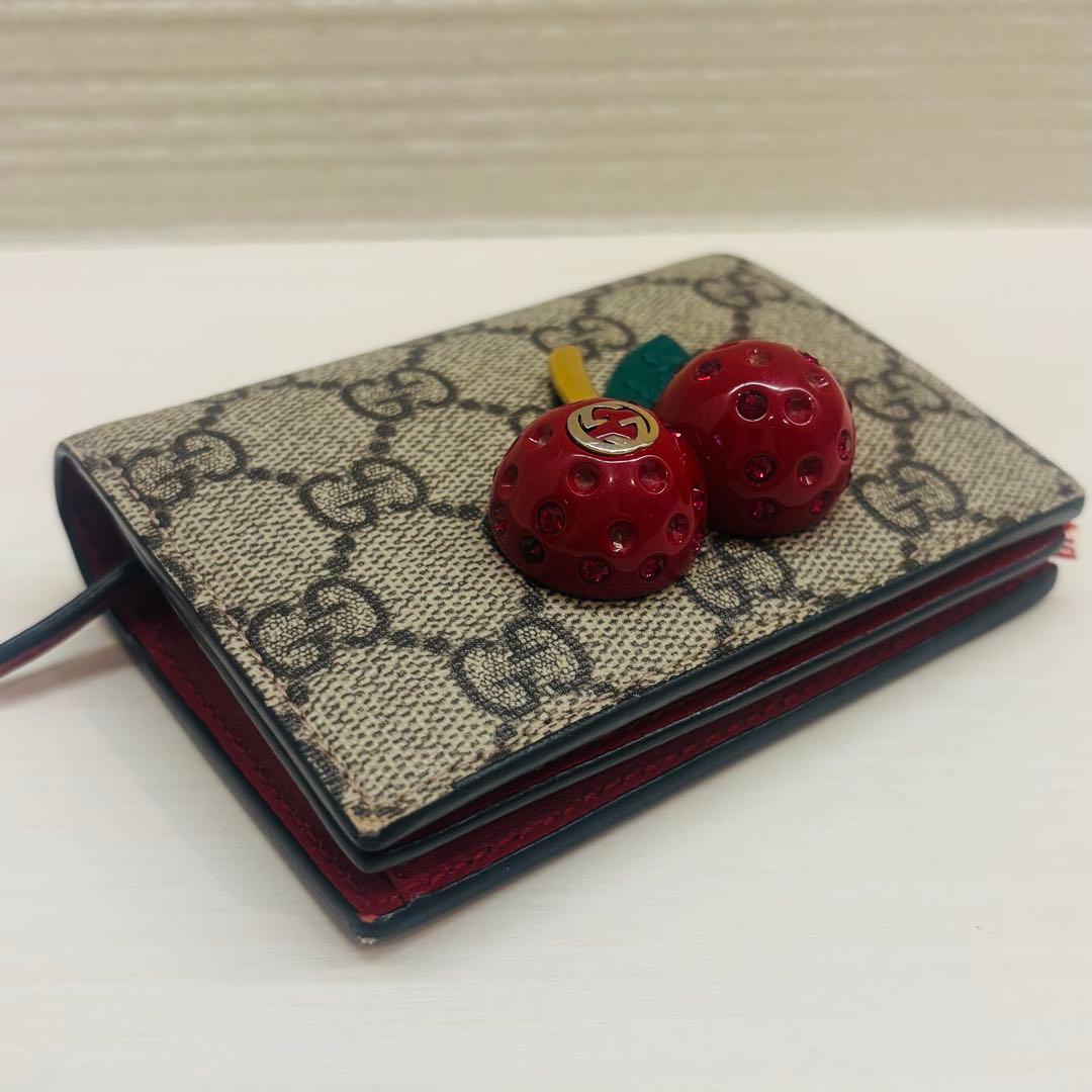 GUCCI 二つ折財布 チェリー GGスプリーム さくらんぼ