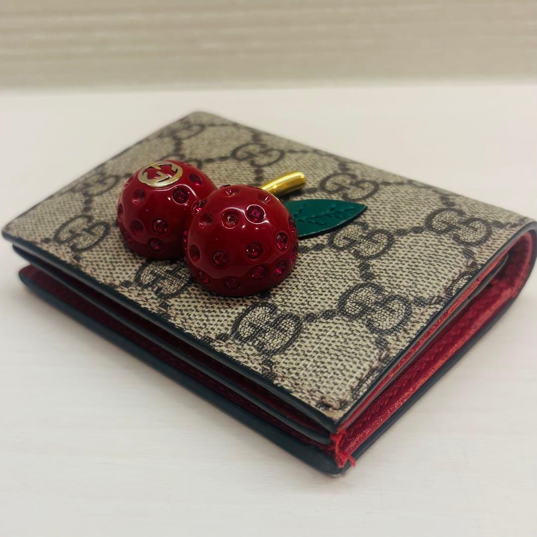GUCCI 二つ折財布 チェリー GGスプリーム さくらんぼ