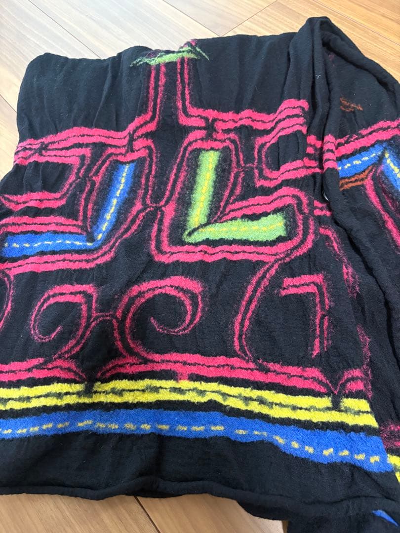 カラフル幾何学模様ストール