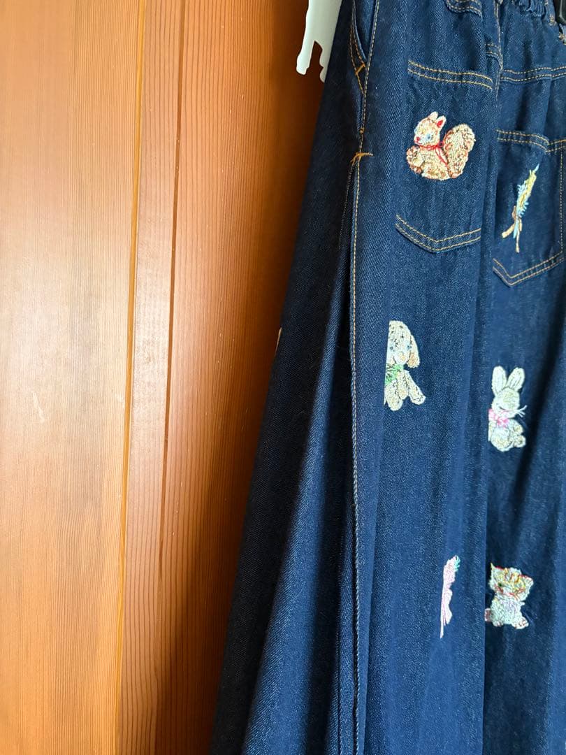 ⭐️yukiemon トランポリン刺繍　デニムロングスカート美品