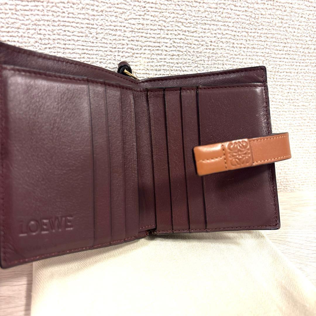 ✨極美品✨ロエベ　二つ折りウォレット　財布付　パープル