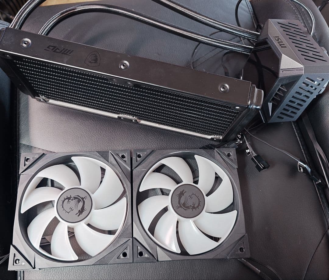 PC用ファン・クーラー MSI MAG CORELIQUID K240 LIQUD COOLING
