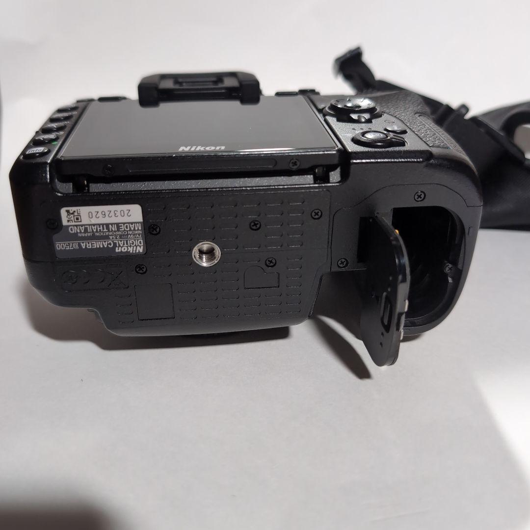 Nikon D7500 デジタル一眼レフカメラ 本体