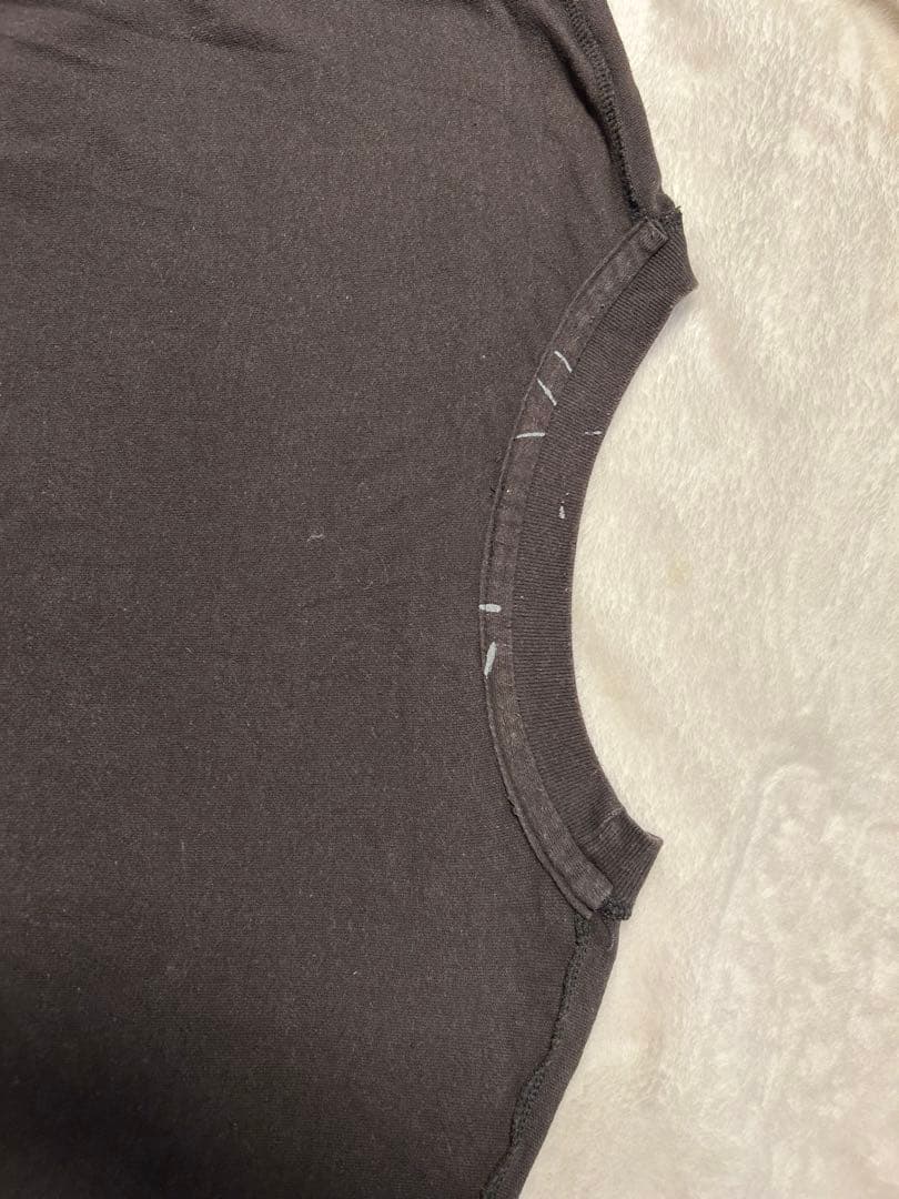 llica Tシャツ　セルフダメージ加工