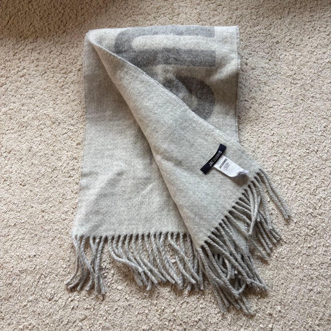 JACQUEMUS ジャックムス マフラー　ストール　フリンジスカーフ