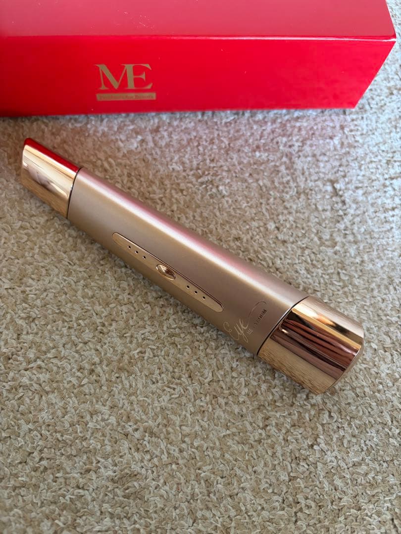 MEラボンアイ　ほぼ未使用品　IKKOプロデュース
