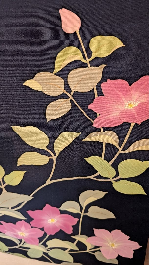 【超高級美品•作家物】華やかな花柄紺色振袖♪