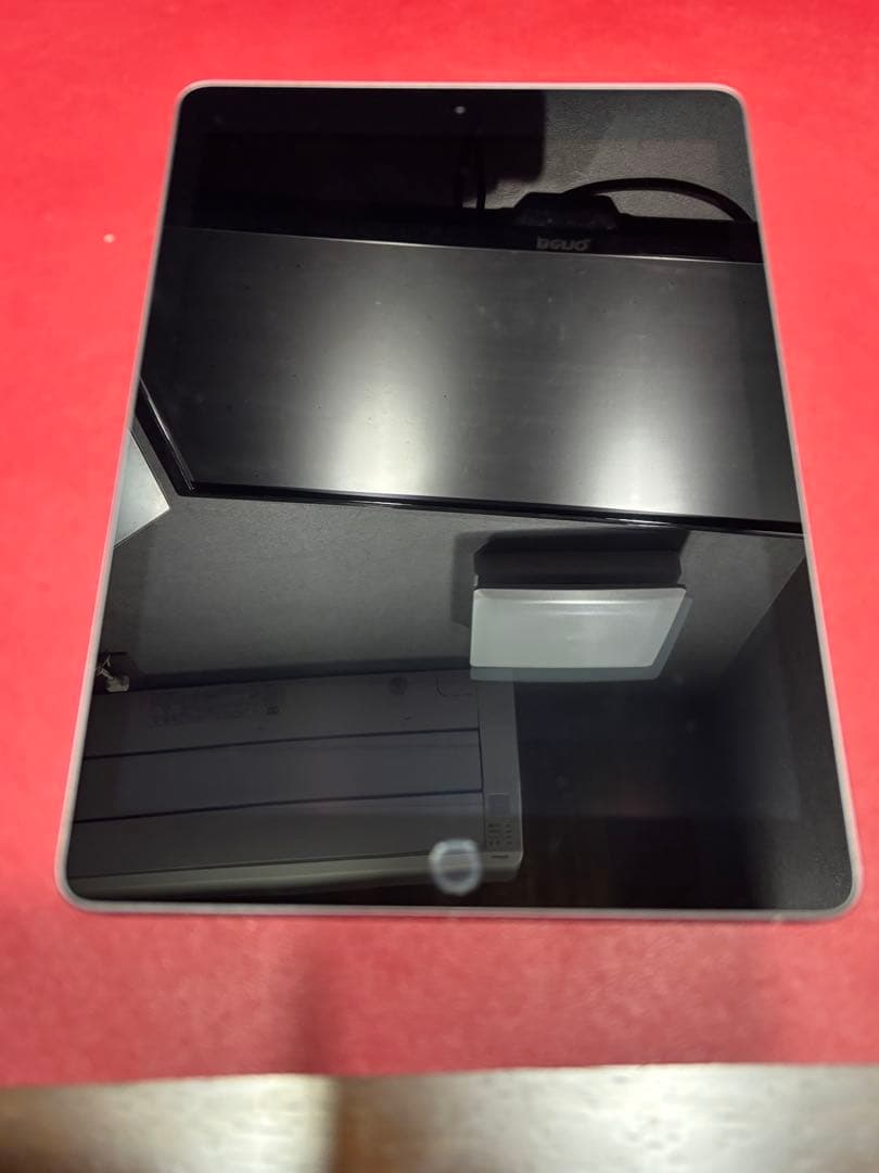 【最終値下げ】iPad スペースグレー 本体 + 純正タッチペン、赤色カバー