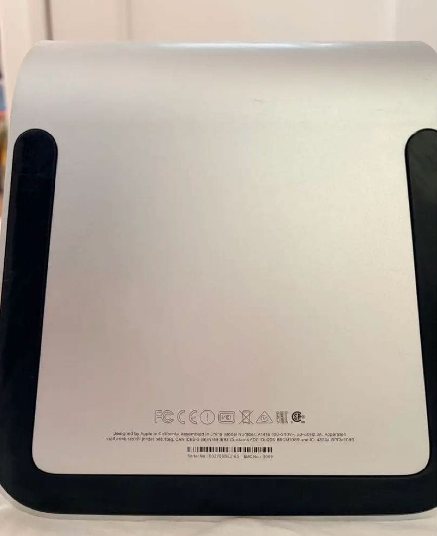 iMac 21.5インチ4K2017 / Core i5 / 8GB / 1TB