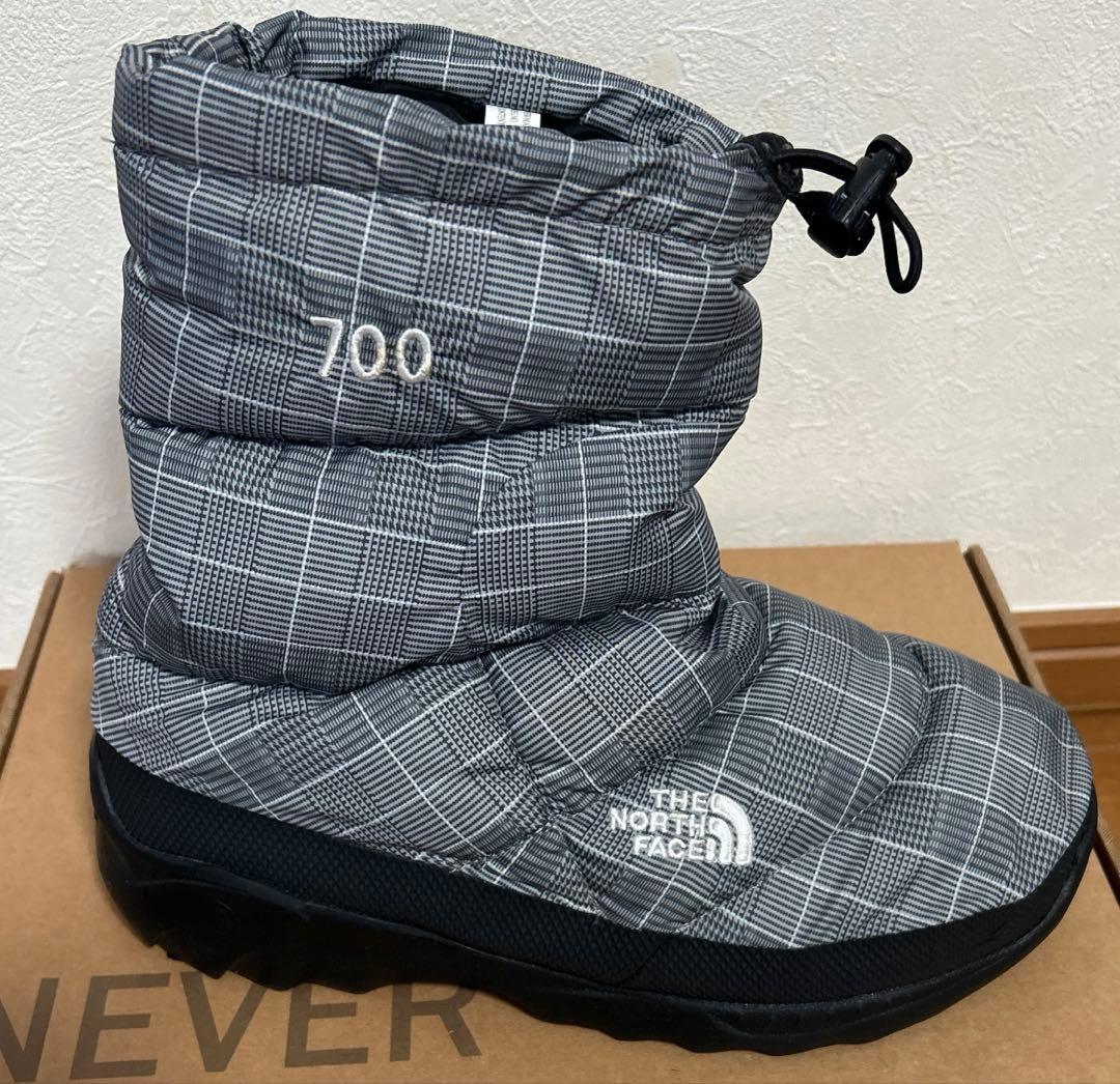 THE NORTH FACE 700 ヌプシブーティ　グレー チェック　25cm
