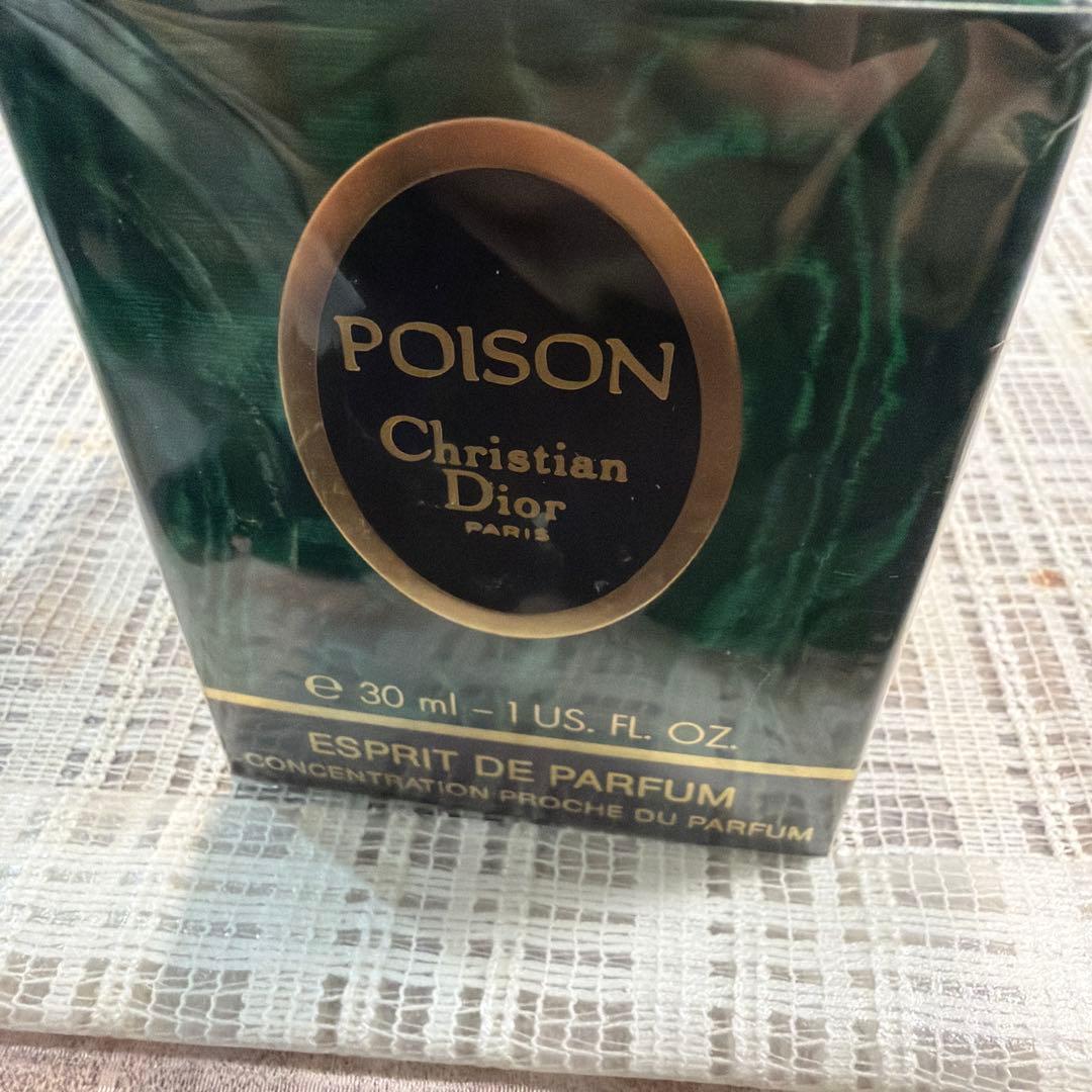 クリスチャンディオールChristian Dior 香水　POISON 30ml