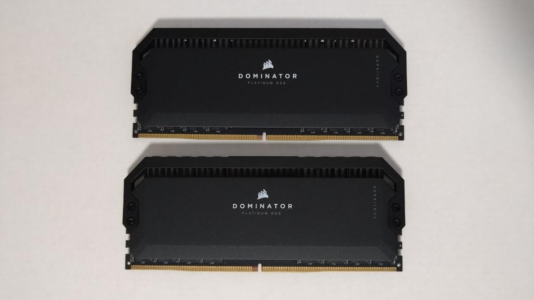 メモリー CORSAIR DOMINATOR PLATINUM 5200MHz 64GB