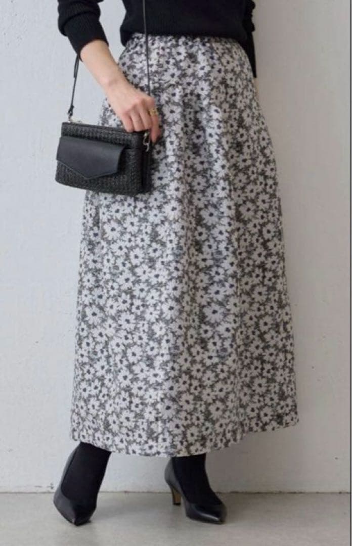 Luar × BEARDSLEY ビアズリーフラワーフクレジャガードスカート