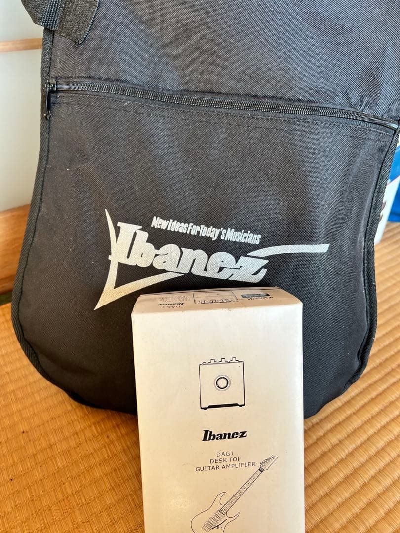 Gio Ibanez エレキギターとアンプセット　 アイバニー　ケース付き