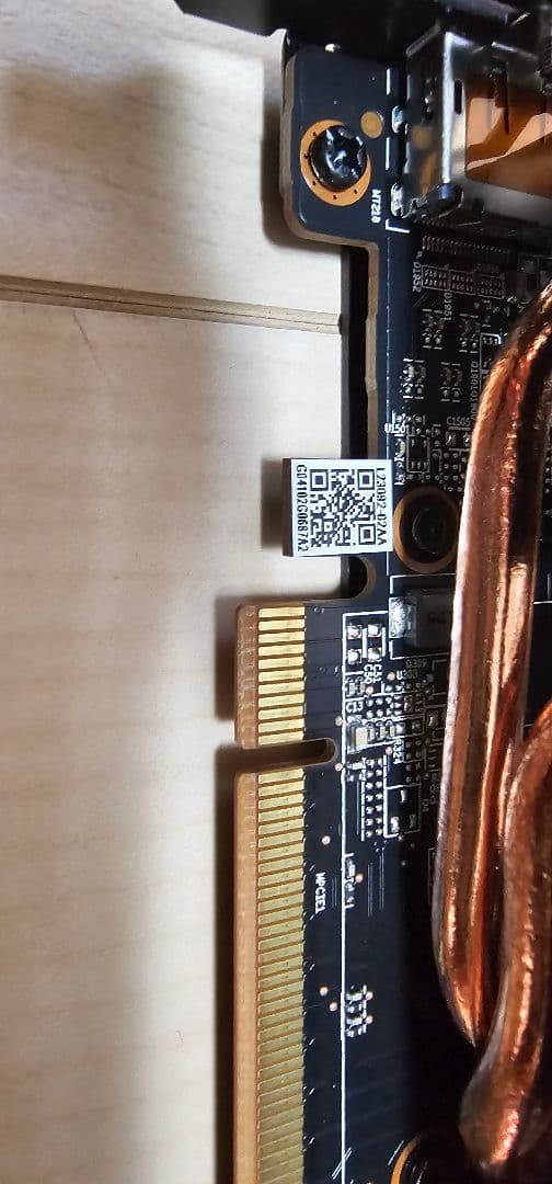 Radeon デュアルファン RX7600 8GB 動作確認済み