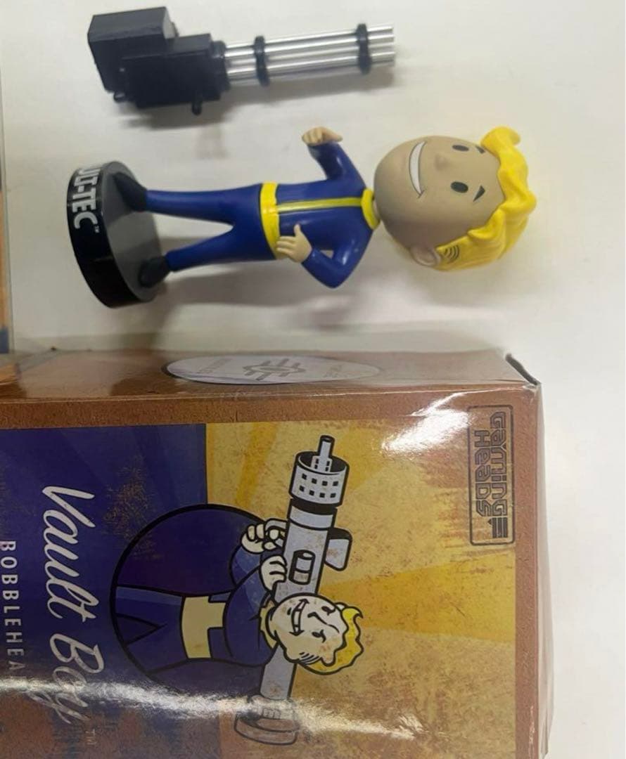 フォールアウト　Vault Boy Bobblehead BigGun 武器付