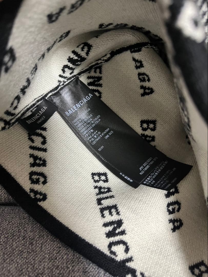 BALENCIAGA ロゴニット帽 ブラック