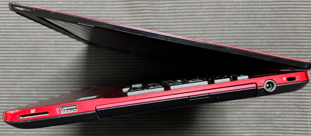 【SSDメモリーなし】LIFEBOOK AH45/X