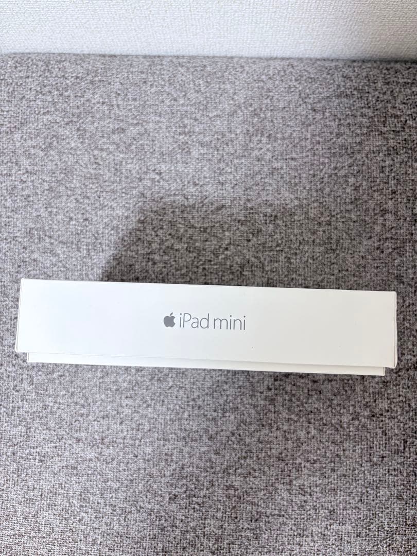 iPad シルバー 本体 充電器付き