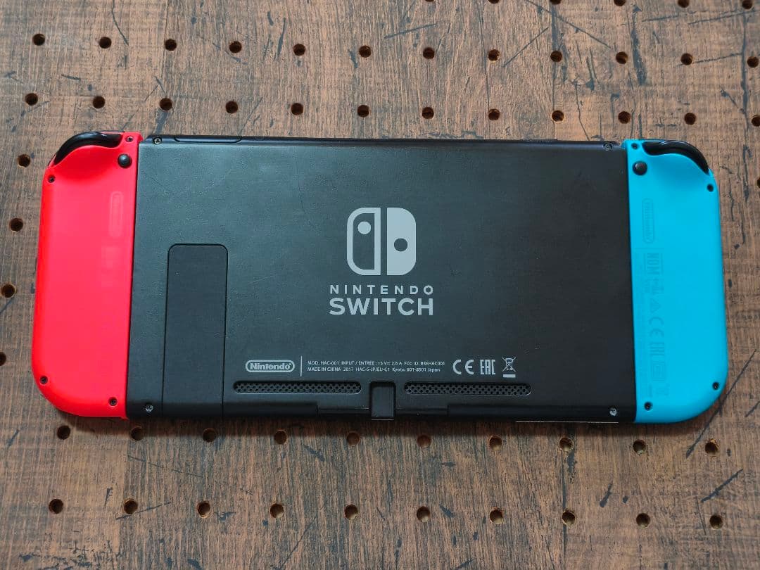 Nintendo Switch 本体 青/赤 充実の付属品、おまけ付き