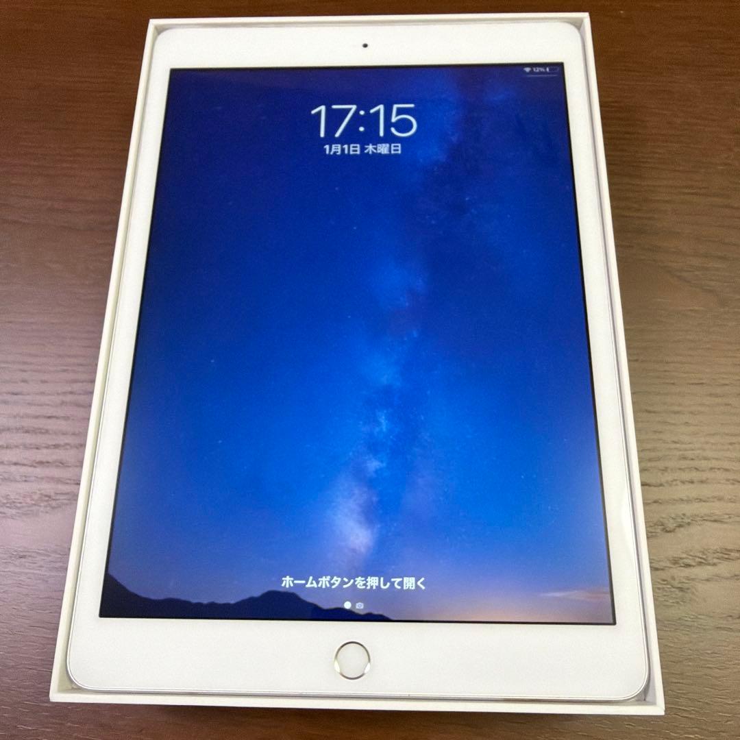 Apple iPad （第8世代）シルバー 32GB
