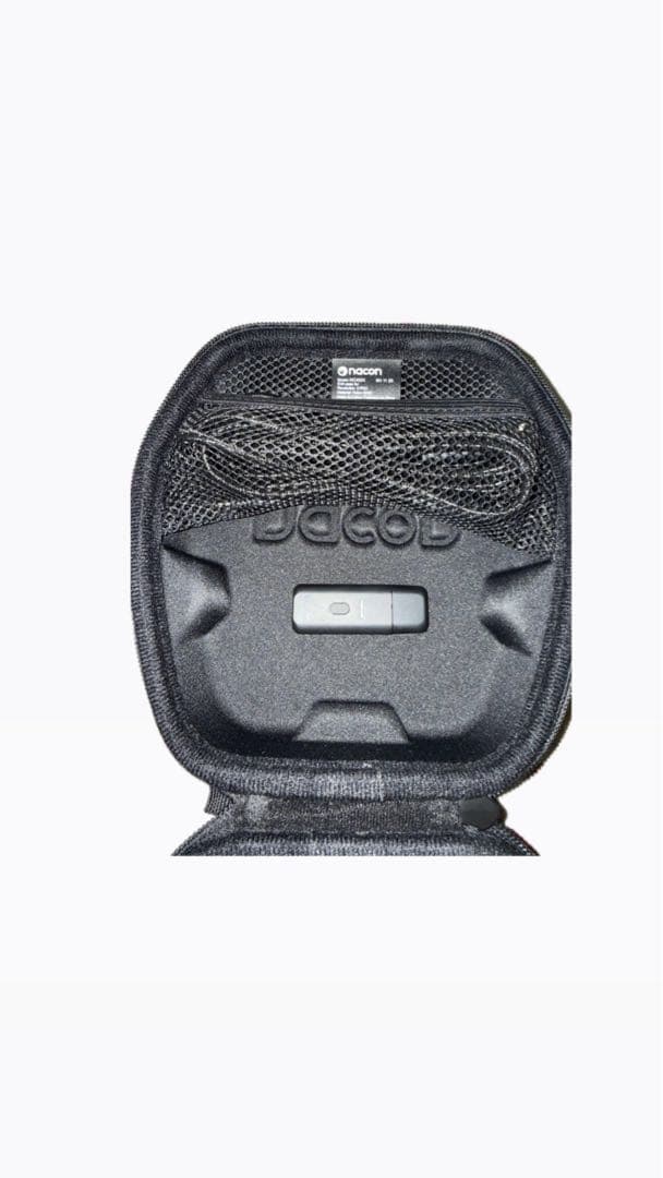Nacon Revolution Pro 5 コントローラー