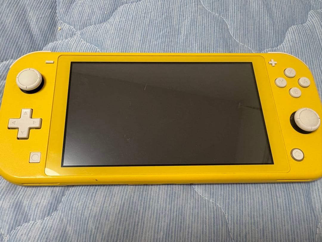 【ソフト付き】Nintendo Switch Liteイエロー