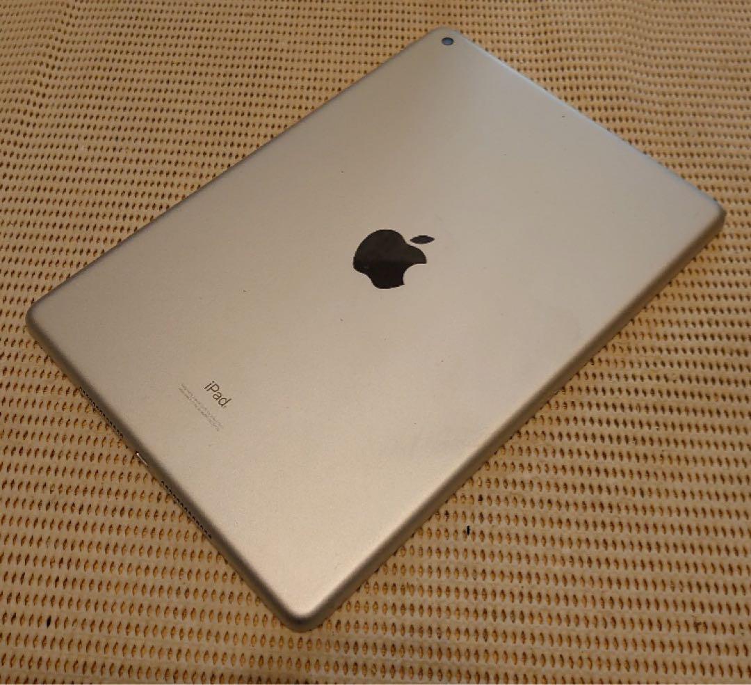 完動品iPad第7世代(A2198)本体32GBシルバー送料込2MF3N
