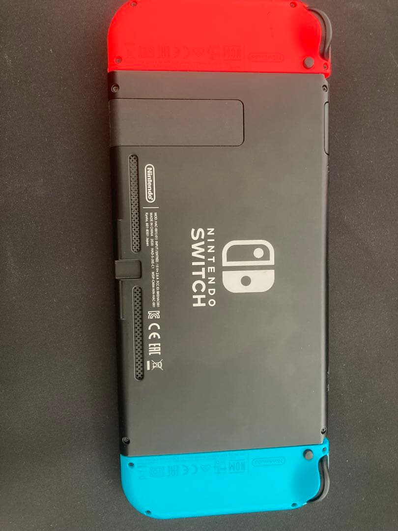 Nintendo Switch 本体 青・赤