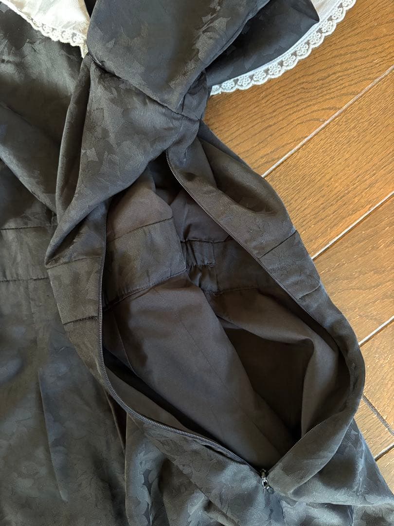 Tnewties ジャーキーを噛めないベティ　ワンピースLサイズ