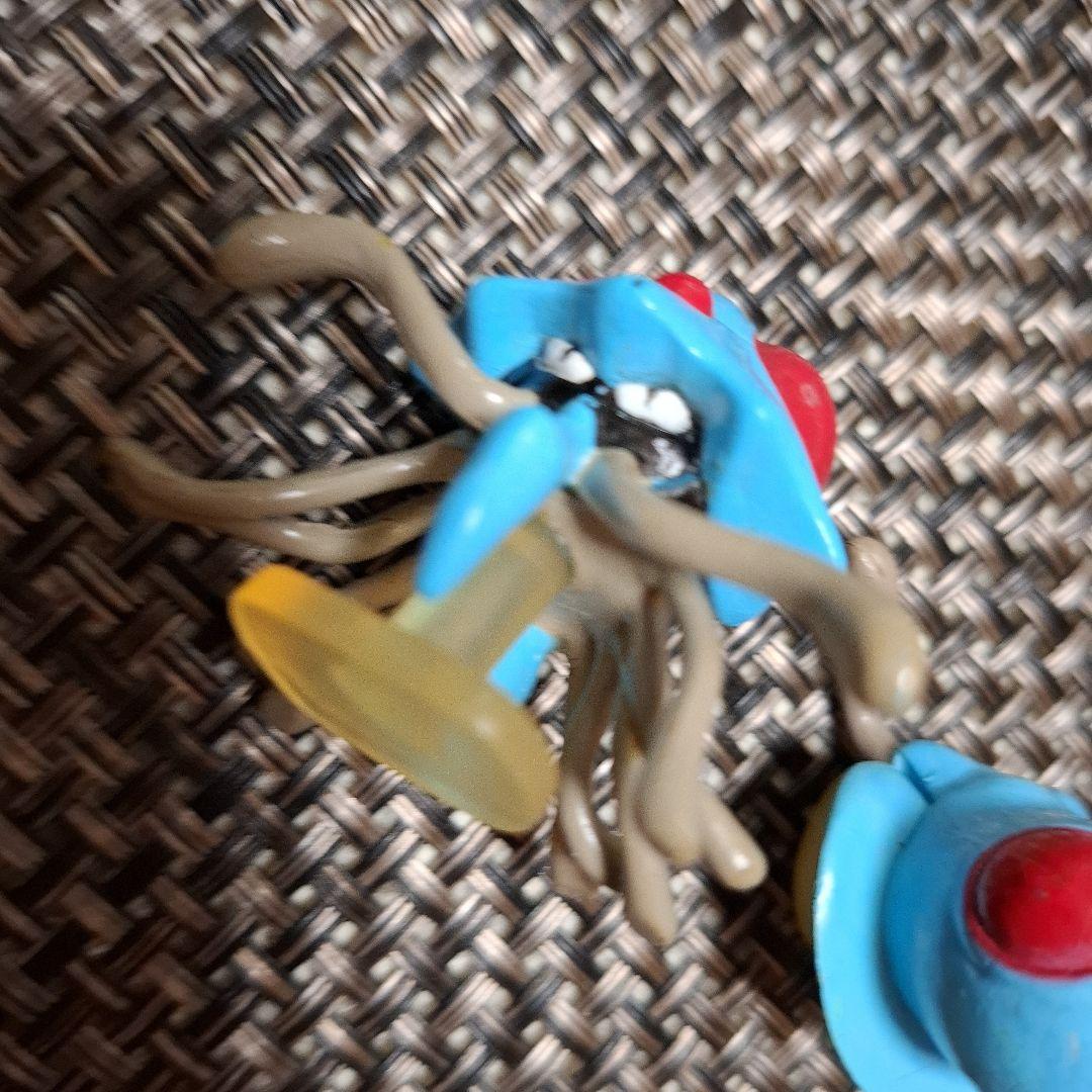 ポケモン　モンコレ　貴重　メノクラゲ　ドククラゲ　フィギュア　2体セット