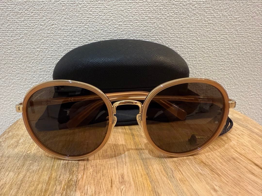Salvatore Ferragamo サングラス