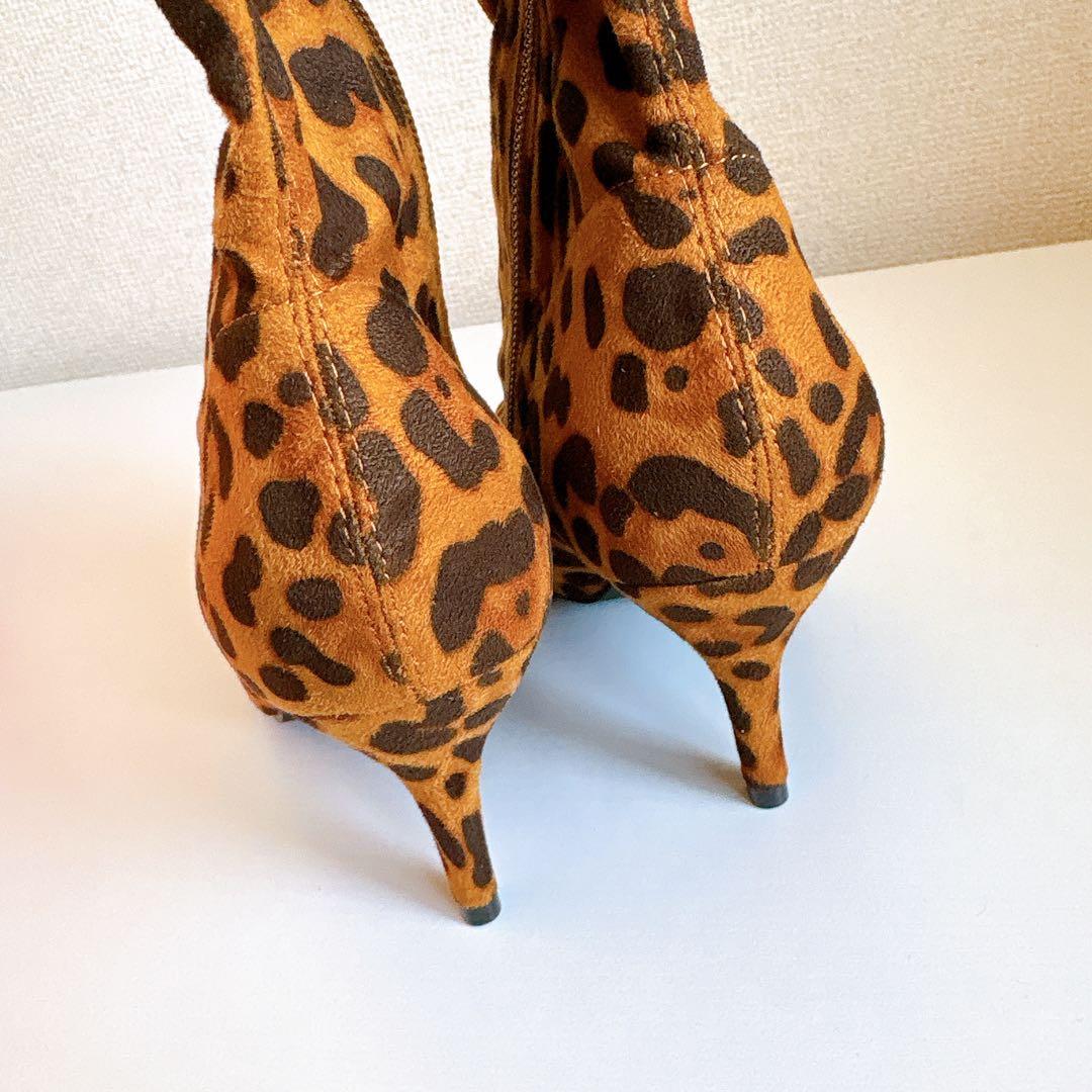 【新品・未使用】オーバーニーブーツ　ヒョウ柄　ギャル　25.5cm 大きめ