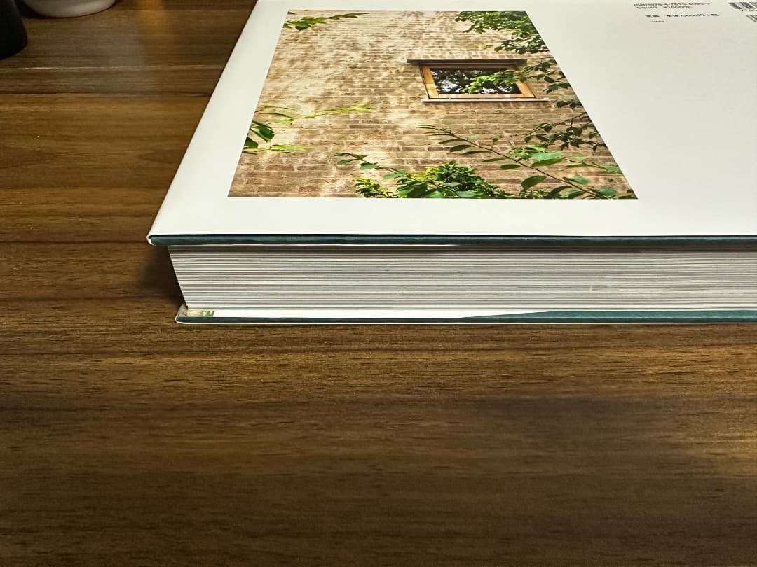 【ほぼ新品】NIWA HOUSE 横内敏人の住宅 2014-2019