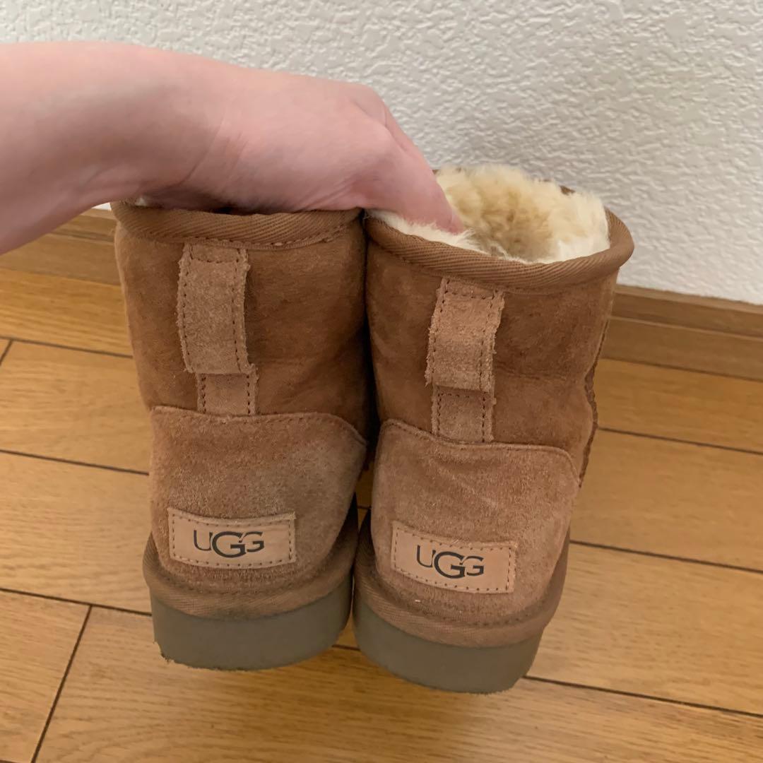 【3〜4回着用】UGG クラシックミニ ムートンブーツ チェスナット 23cm