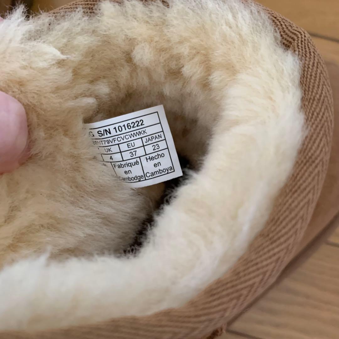 【3〜4回着用】UGG クラシックミニ ムートンブーツ チェスナット 23cm