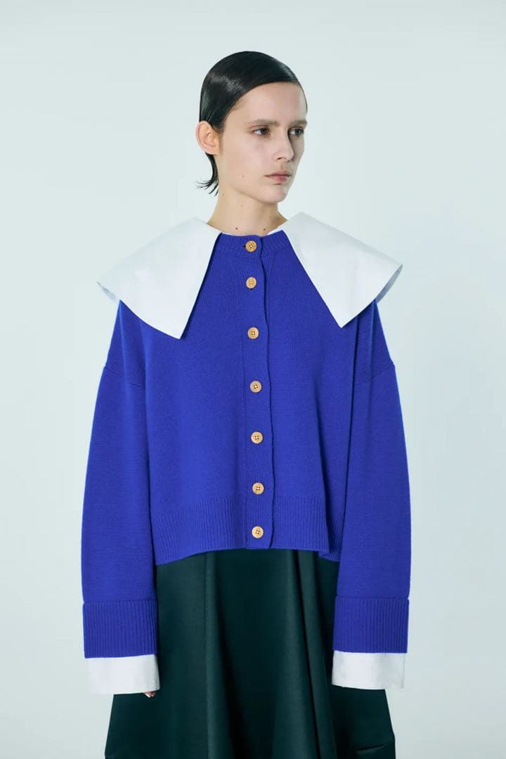 新品未使用タグ付き　CLASSICAL COLLAR CARDIGAN