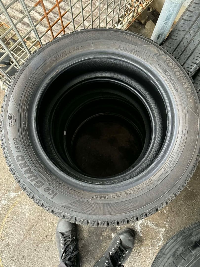 155/65R14 ヨコハマ　IG60 スタッドレスタイヤ　4本セット 送料込み