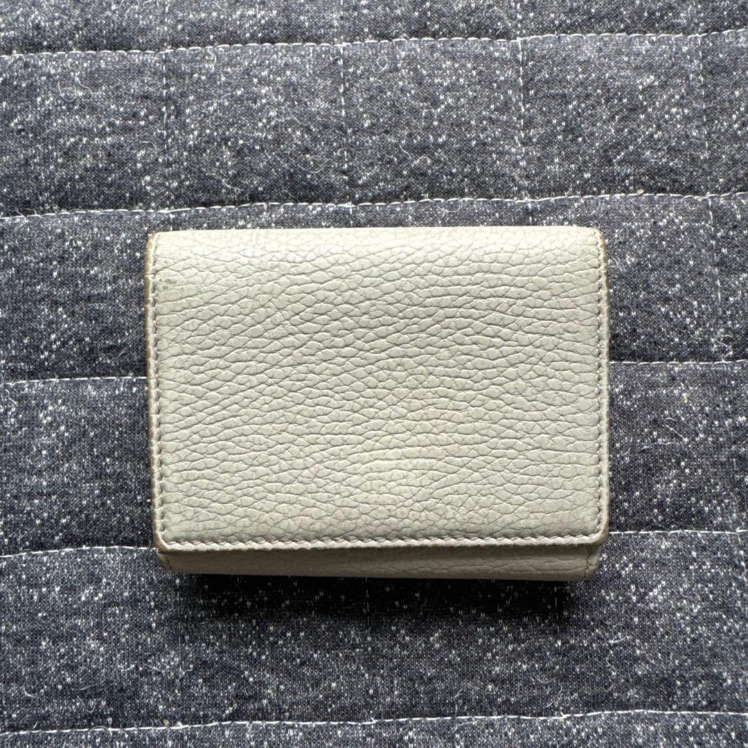 Gucci ライトグレー 三つ折り財布