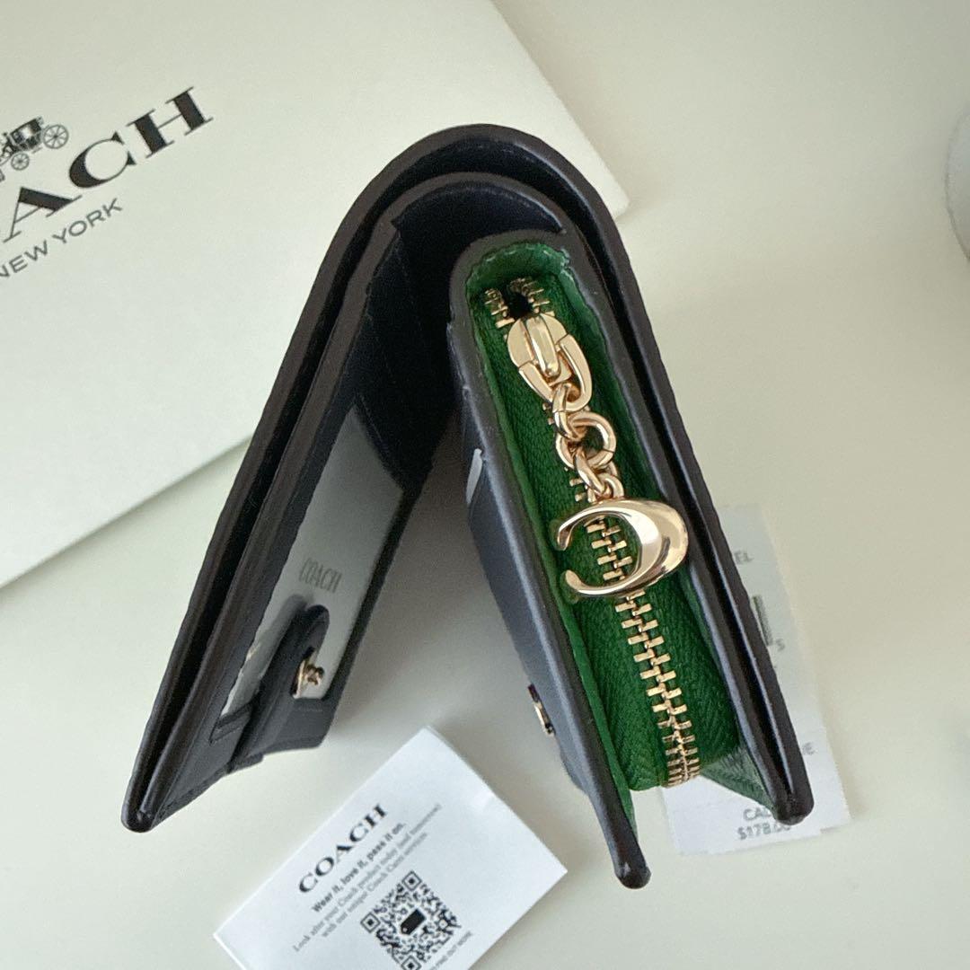 ★訳あり★COACH コーチ　折り財布　ケリーグリーン　緑色