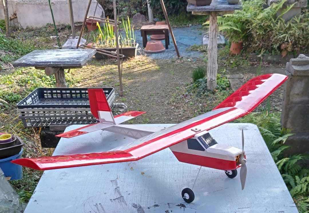ラジコン飛行機（電動機）