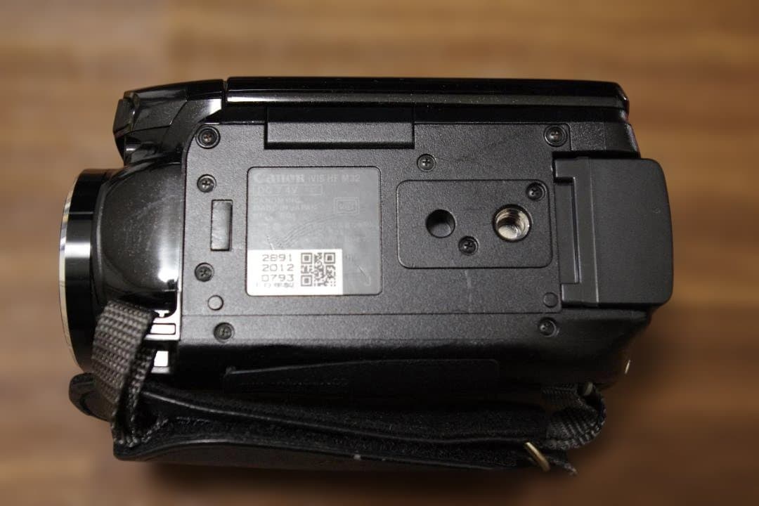 Canon IVIS HFM32 HDビデオカメラ本体